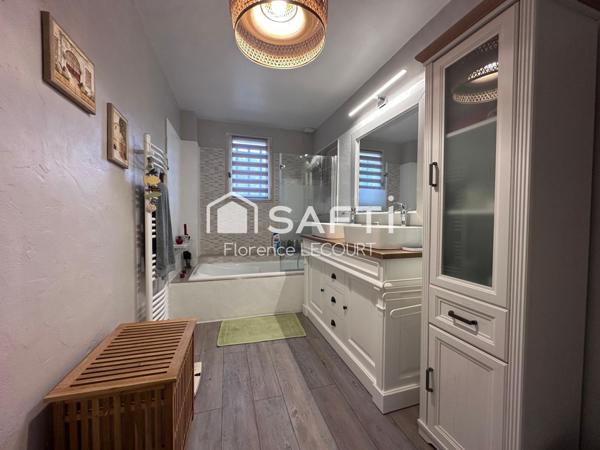 Mas provençal avec piscine et dépendance au calme absolu