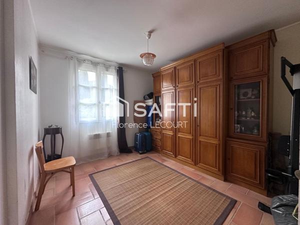 Mas provençal avec piscine et dépendance au calme absolu