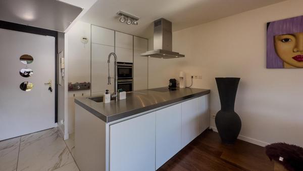 Magnifique T3 duplex 70m2, au calme, vue mer