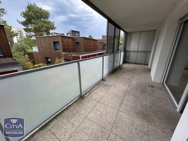 Appartement à vendre 3 pièces 68.15m² Bordeaux (33300)