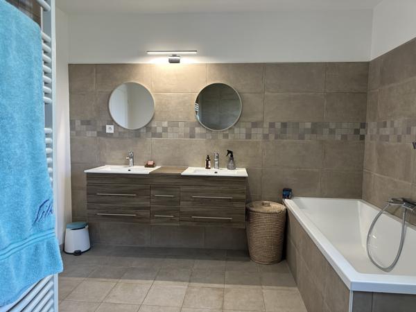 Poey-d'Oloron (64400) A seulement 10 minutes d'Oloron Sainte Marie