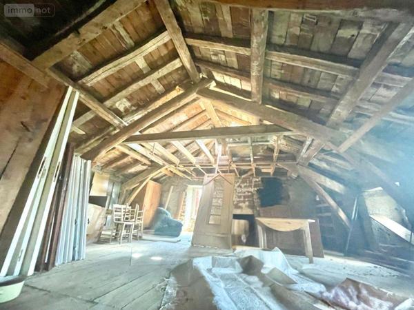 Maison à vendre à Saint-Alban-sur-Limagnole en Lozère (48120), ref : 48032-227