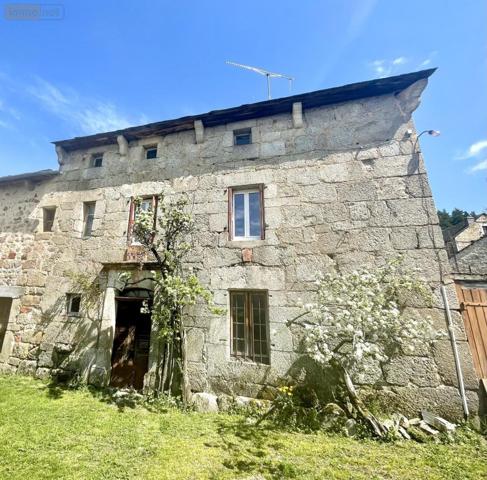 Maison à vendre à Saint-Alban-sur-Limagnole en Lozère (48120), ref : 48032-227