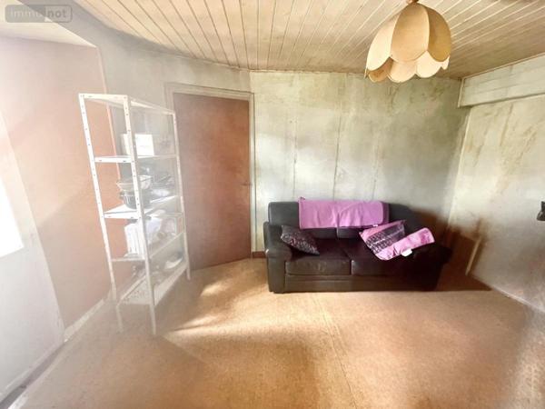 Maison à vendre à Saint-Alban-sur-Limagnole en Lozère (48120), ref : 48032-227