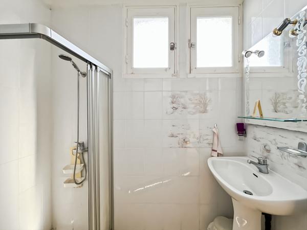 Maison T3 avec garage de 40 m² à seulement 250 mètres du Super U