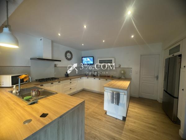 Maison 8 pièce(s) 5 chambre(s) 140 m²