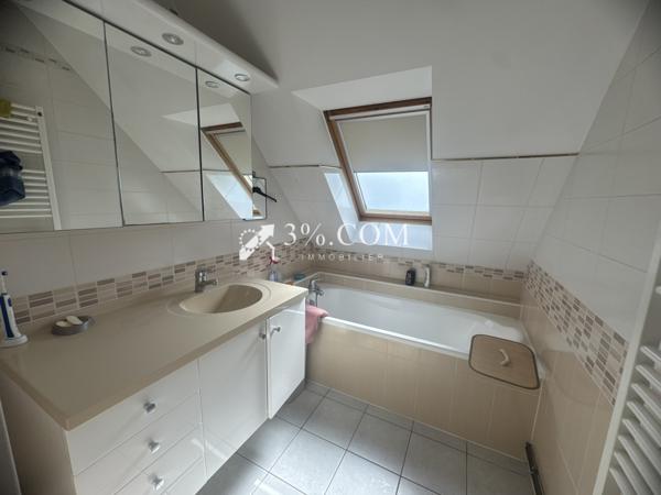 Maison 8 pièce(s) 5 chambre(s) 140 m²