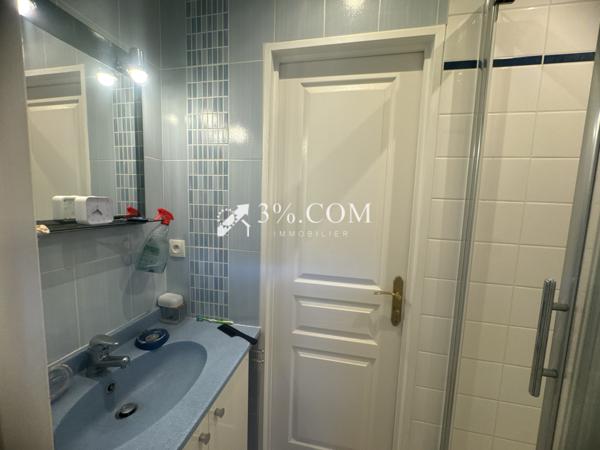 Maison 8 pièce(s) 5 chambre(s) 140 m²