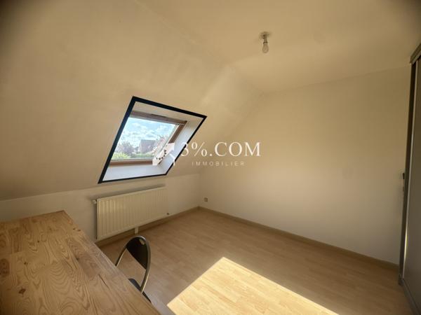 Maison 8 pièce(s) 5 chambre(s) 140 m²