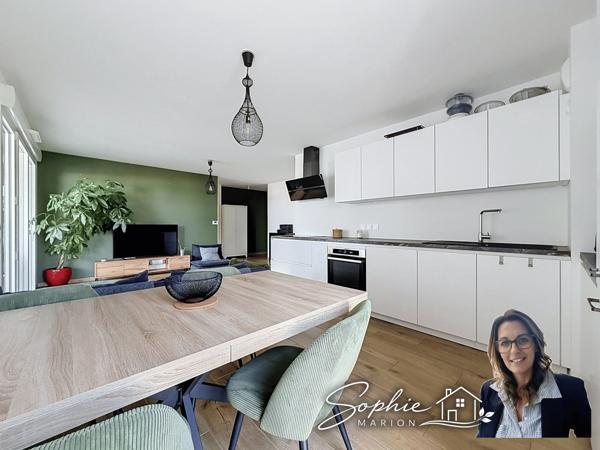 Appartement
         4 pièces
        - 80 m² Exclusivité 341 000 € *