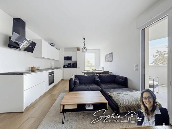 Appartement
         4 pièces
        - 80 m² Exclusivité 341 000 € *