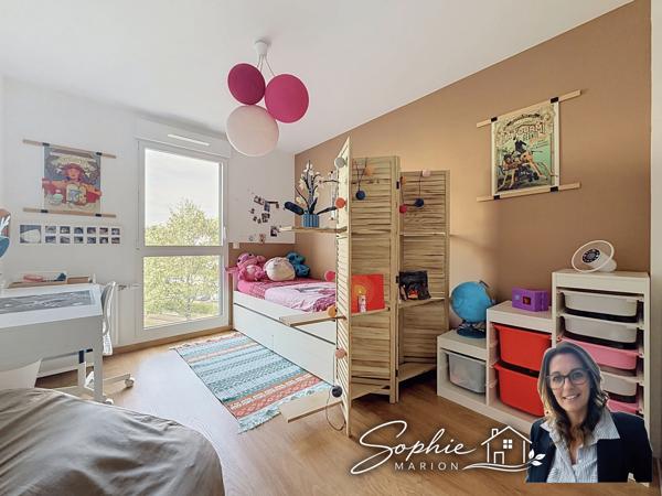 Appartement
         4 pièces
        - 80 m² Exclusivité 341 000 € *