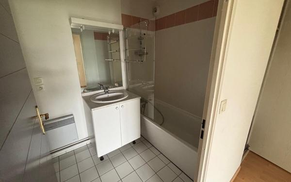 Appartement à louer    2 pièces • 40,06 m2 Tarbes