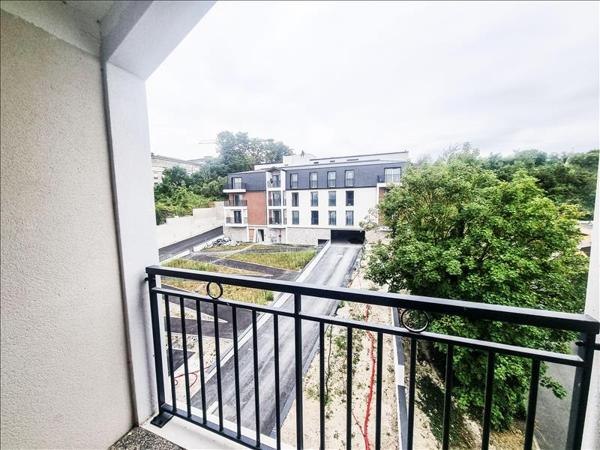 Appartement à louer |  BEAUMONT SUR OISE |  3 pièces | 63 m²