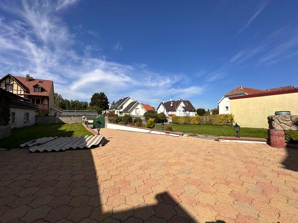 Maison - 7 pièces - 139 m²