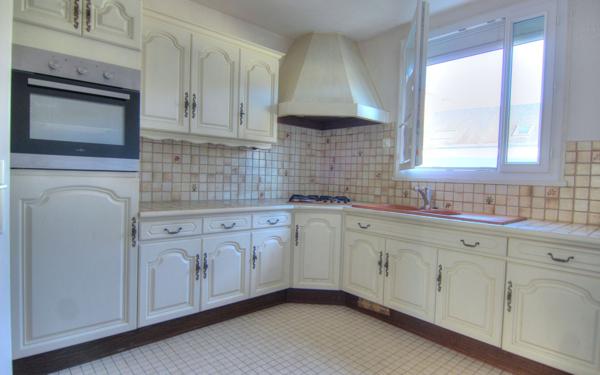 Appartement à vendre    3 pièces • 80,74 m2 Orléans