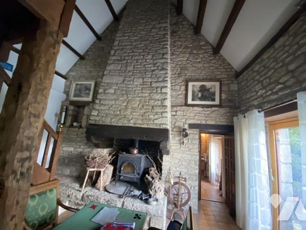 Languidic, belle propriété de 171m² avec 4 chambres sur 6237m² de terrain.