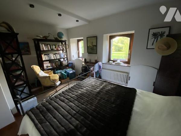 Languidic, belle propriété de 171m² avec 4 chambres sur 6237m² de terrain.