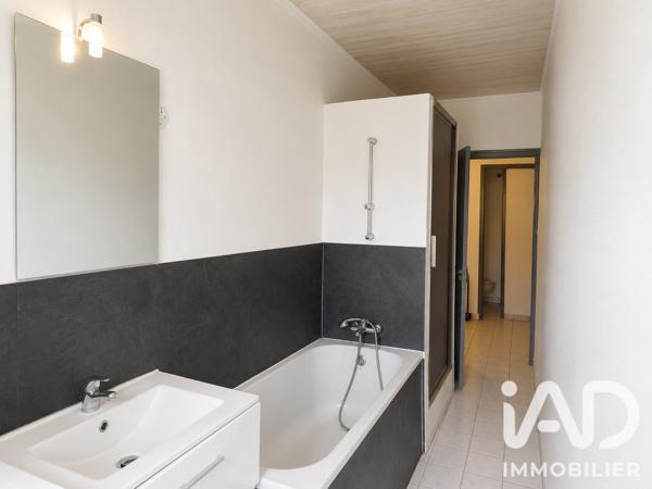Murs commerciaux  à vendre 180 m² Montagney