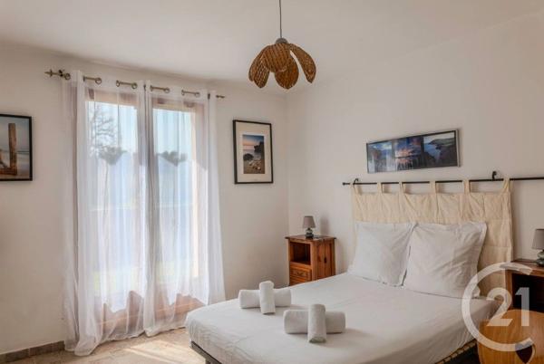 Maison à vendre  10 pièces - 300 m2 COGOLIN - 83