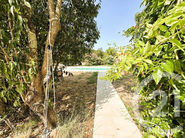 Maison à vendre  10 pièces - 300 m2 COGOLIN - 83