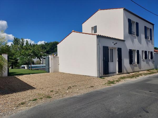 Maison 2016 ? 4 chambres, piscine et belles prestations