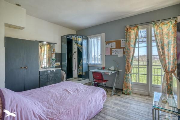 Maison à vendre |  Virazeil |  8 pièces | 178 m²