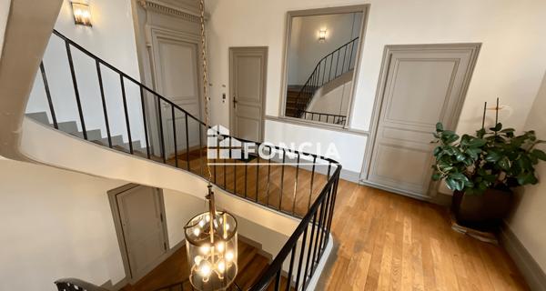 Location Appartement 3 pièces 76.12 m² - Versailles 78000