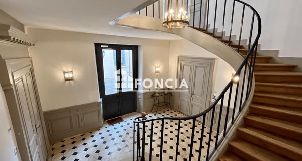 Location Appartement 3 pièces 76.12 m² - Versailles 78000