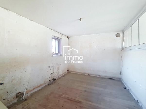 MAISON À FORT POTENTIEL - Polliat - Parfait Investissement / Familiale