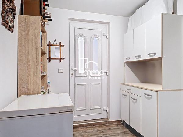 MAISON À FORT POTENTIEL - Polliat - Parfait Investissement / Familiale