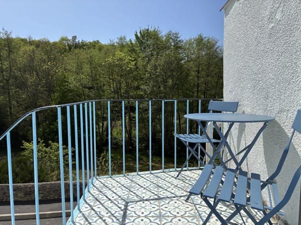 Maison de village rénovée avec une belle vue !