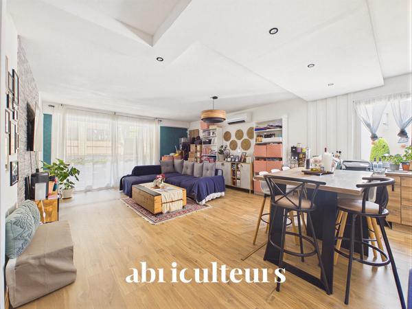 Appartement T3 avec balcon en vente au cœur du centre-ville de Salon-de-Provence (13300)