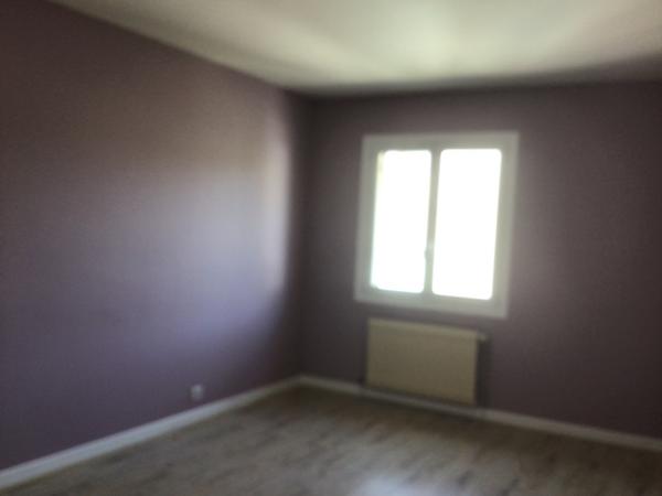 Immeuble de quatre appartements centre Castillonnès.