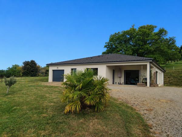 Saint-Victurnien (87420) Grande maison récente – Plain-pied - DPE A/A
