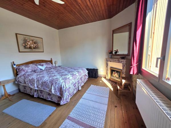EYMET - Charmante maison de bastide rénovée avec jardin et stationnement