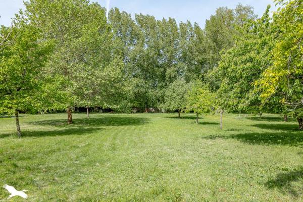 Maison à vendre 379 080 € Matha 4 p 212 m² DPE E