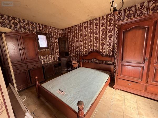 Maison à vendre à Saint-Michel-de-Chavaignes dans la Sarthe (72440), ref : 72033-383