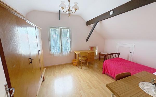 Maison à vendre    7 pièces • 182 m2 Pau