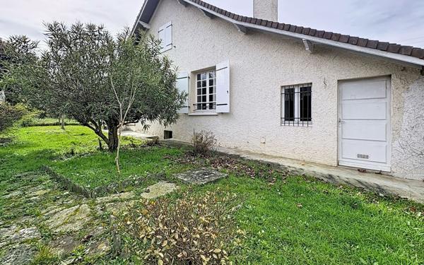 Maison à vendre    7 pièces • 182 m2 Pau