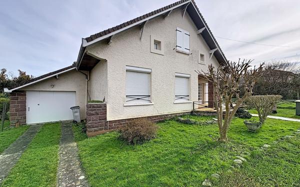 Maison à vendre    7 pièces • 182 m2 Pau