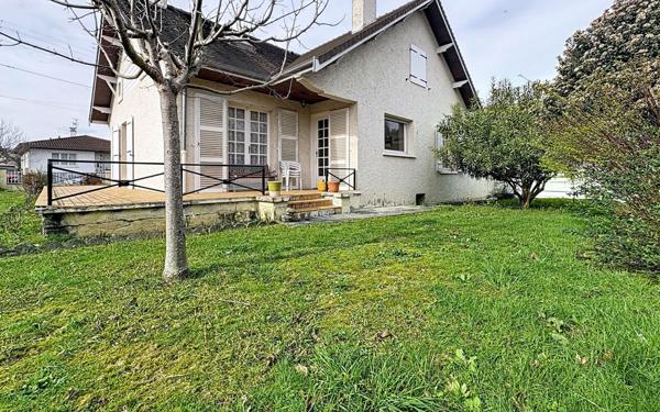 Maison à vendre    7 pièces • 182 m2 Pau