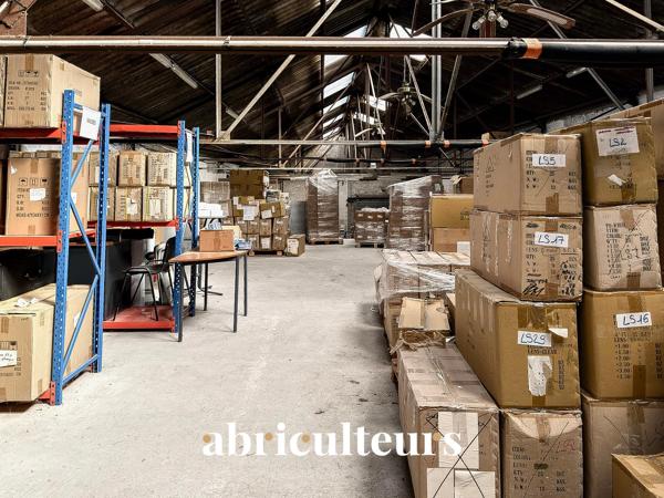 Entrepôt & Bâtiment Commercial zone d’activité dynamique près de l’A8 en vente Le Muy (83490)