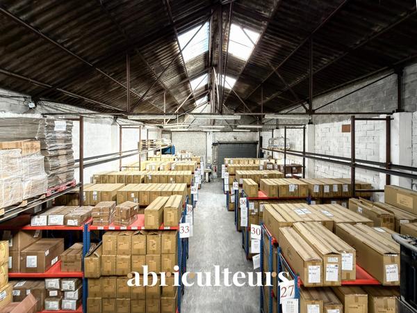 Entrepôt & Bâtiment Commercial zone d’activité dynamique près de l’A8 en vente Le Muy (83490)