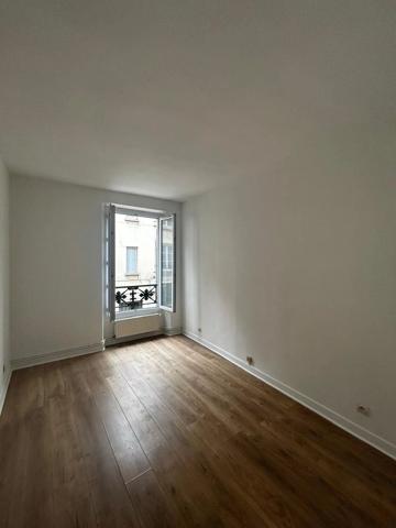 Location                                                      Appartement
                        
                     3 pièces                      60 m2                     à Melun