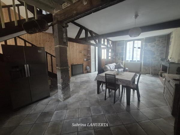 Immobilier Mézin (47170) – Maison de ville 154m2 – 112 500 €