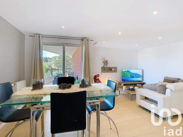 Appartement 3 pièces de 69 m² à Sainte-Foy-lès-Lyon (69110)