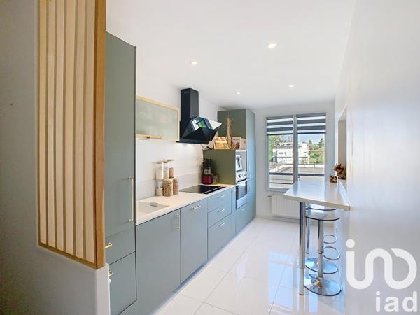 Appartement 3 pièces de 69 m² à Sainte-Foy-lès-Lyon (69110)