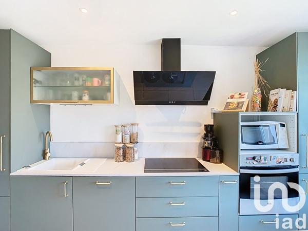 Appartement 3 pièces de 69 m² à Sainte-Foy-lès-Lyon (69110)