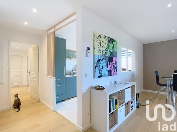 Appartement 3 pièces de 69 m² à Sainte-Foy-lès-Lyon (69110)